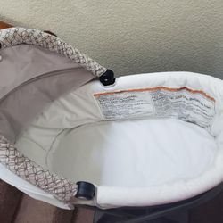 Bassinet 