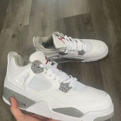 Jordan 4s Oreo 