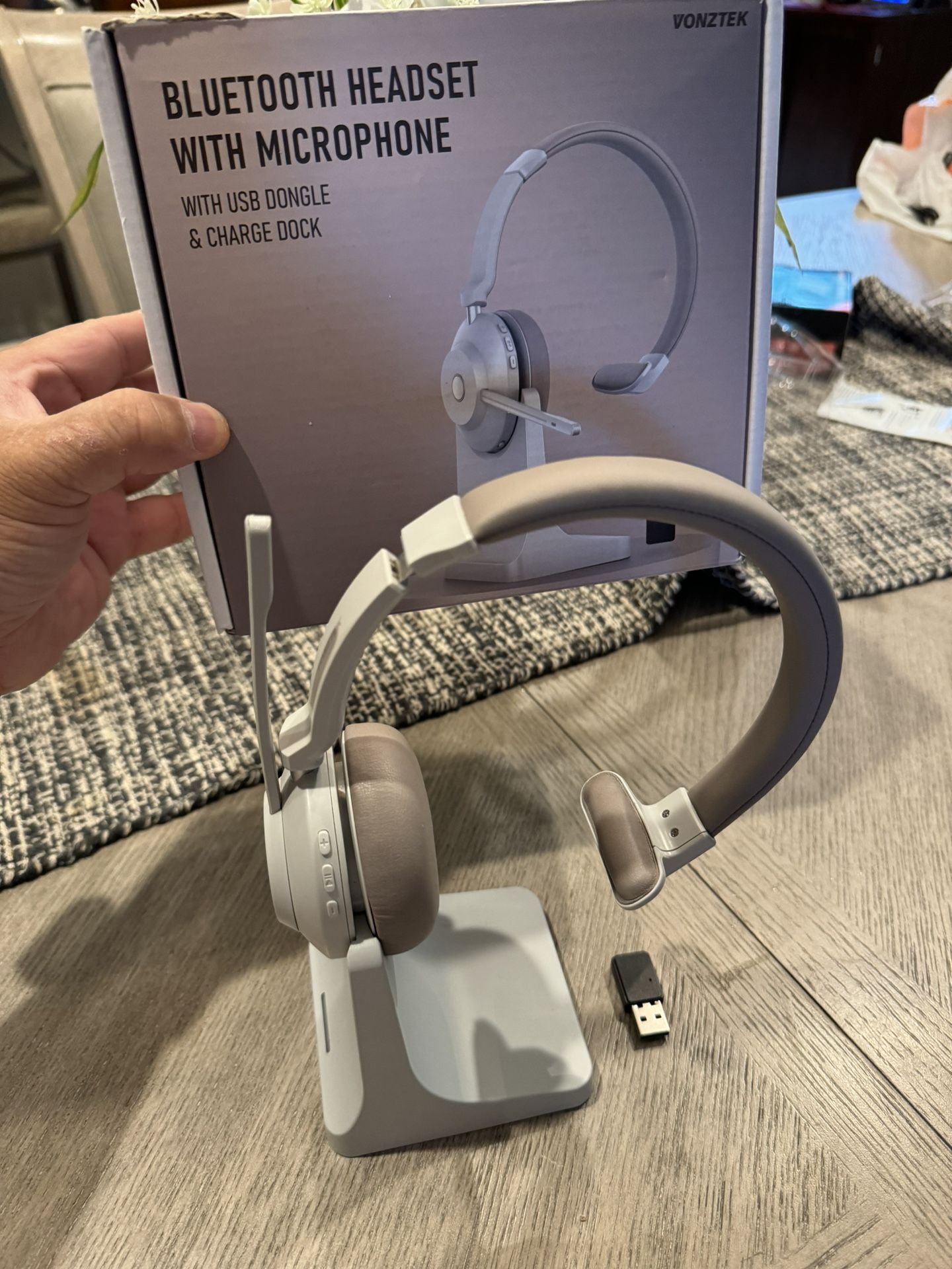 Wireless Headset, QCC 5.2 Bluetooth Headset with CVC 8.0 Dual Mic Noise Canceling & Charging Dock, 45 Hrs Wireless Headphones with USB Dongle for Comp