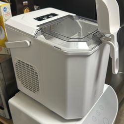 Ice Maker 