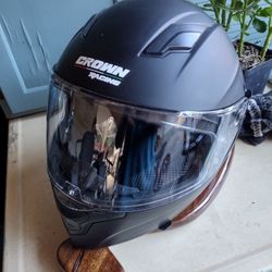 Crown Racing Motorcycle Helmet (New Size Med)