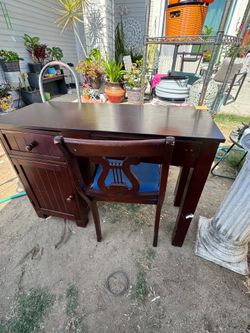 Escritorio Desk