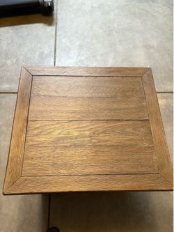 Lamp table