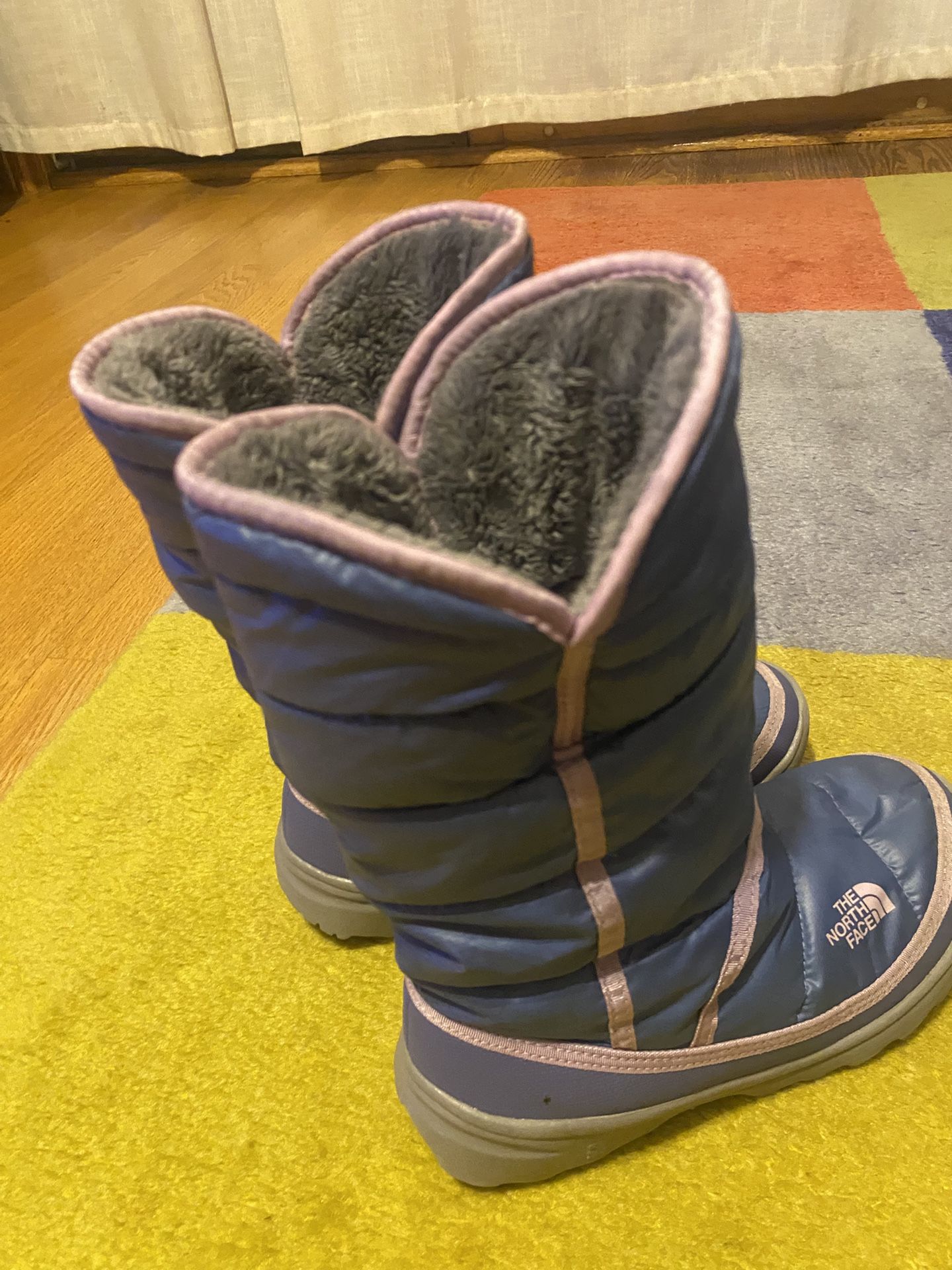 North Face Winter Boots - Size 4 