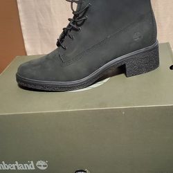 Women's Timberland Boots Size 8.5 