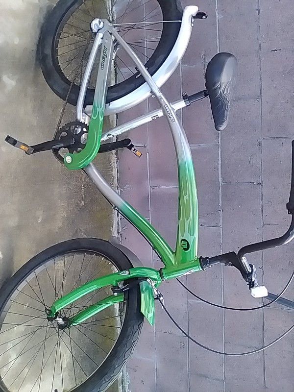 26in NURVE 3speed Custom Cruiser New Condition