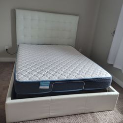 Modern White Queen Platform Bed with Adjustable Base