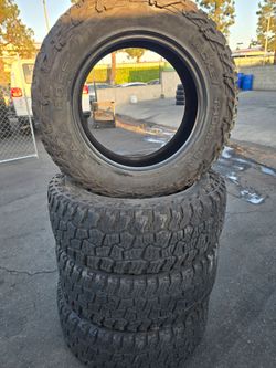 SIZE 285/65/20 MICKEY THOMPSON IN GREAT CONDITION