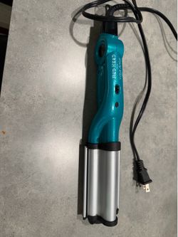 hair straightener for creating waves