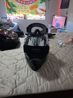 Off road helmet (with goggles) for dirt bike/motorcycle