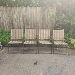 4 Outdoor Dining Chairs