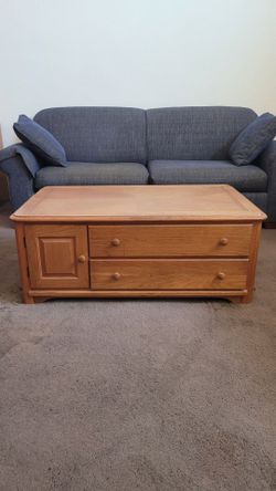 SOLID oak coffee table