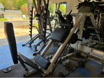 Body-Solid GLPH1100 Leg Press / Hack Squat Combo Machine