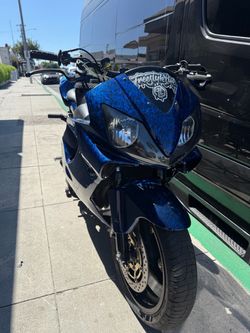 2004 HONDA F4i 600