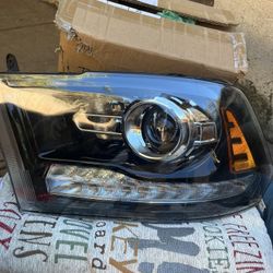 Ram 1500 Projector LED Headlight 