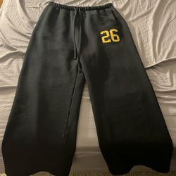 Mens L Essentials Pants 