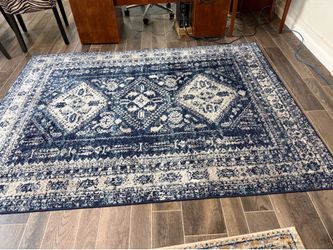 Oriental Style dark blue 7ft x 6ft Rug