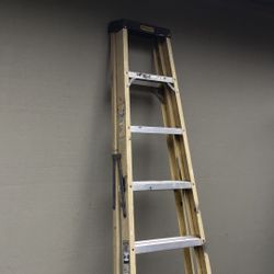 Stanley 8’ Fiberglass Ladder