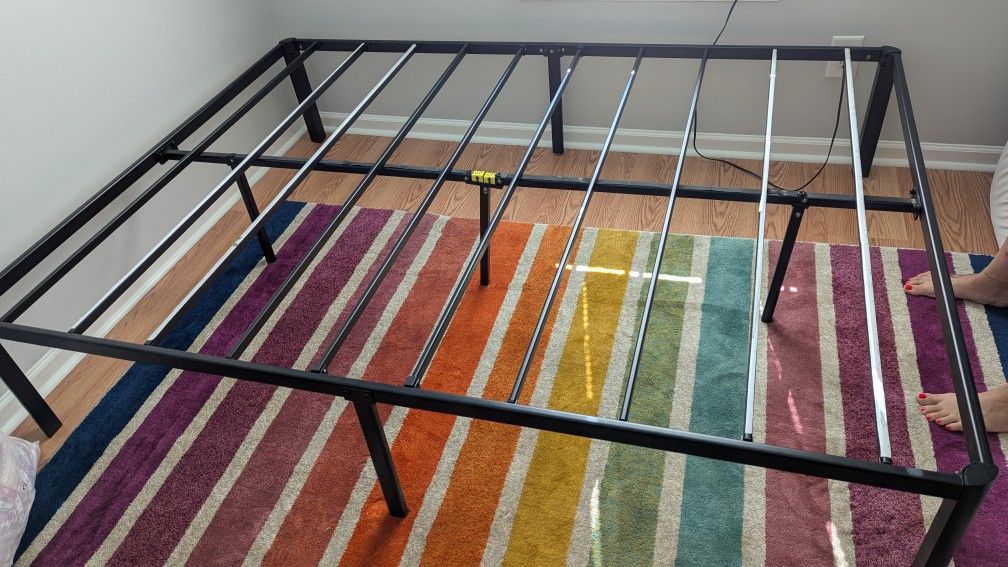 Sturdy Queen Size Bed Frame
