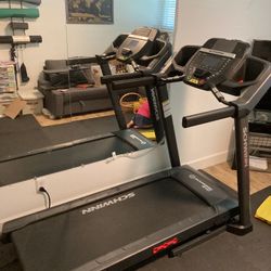 Schwinn Treadmill 810