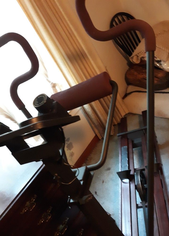 NordicTrack Aerobiciser Skiier with Ski Poles