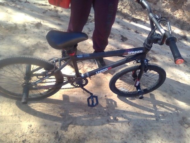 Spinner Pro BMX Bike