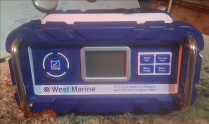 Automatic 15A Battery Charger with Engine Start Timer