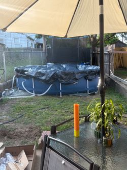 12 ft pool 3.5 ft deep new liner in box still