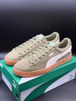 MEN’S PUMA SUEDE CLASSIC HEMP (PUMA OLIVE-ALPINE SNOW-GUM) SZ 10