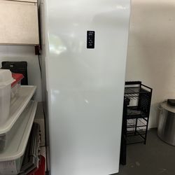 14CuFt Upright Refrigerator / Freezer