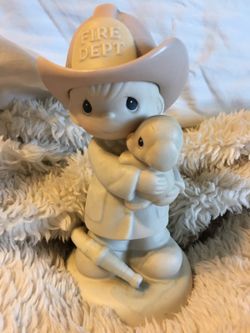 Precious Moments Statue