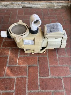 Excellent Pentair SuperFlo High Performance 1 HP Pool Pump – Excellent Working Condition – 2021 Model Professional-grade Pentair SuperFlo swimming poo