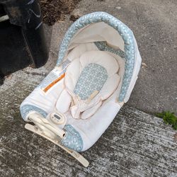 Baby Cradle Bassinet Free In Alley