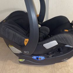 Brand New Baby Car seat With base Included 