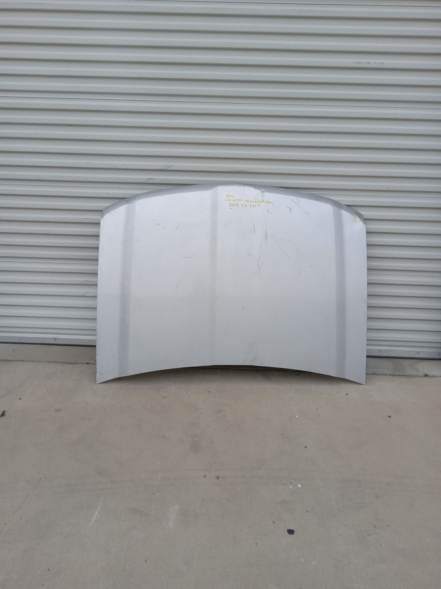 15 to 20 hood chevrolet tahoe /suburban ( oem) Aluminum