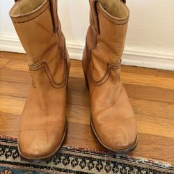 Great Frye Boots 8.5