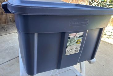 Rubbermaid Roughneck storage bin