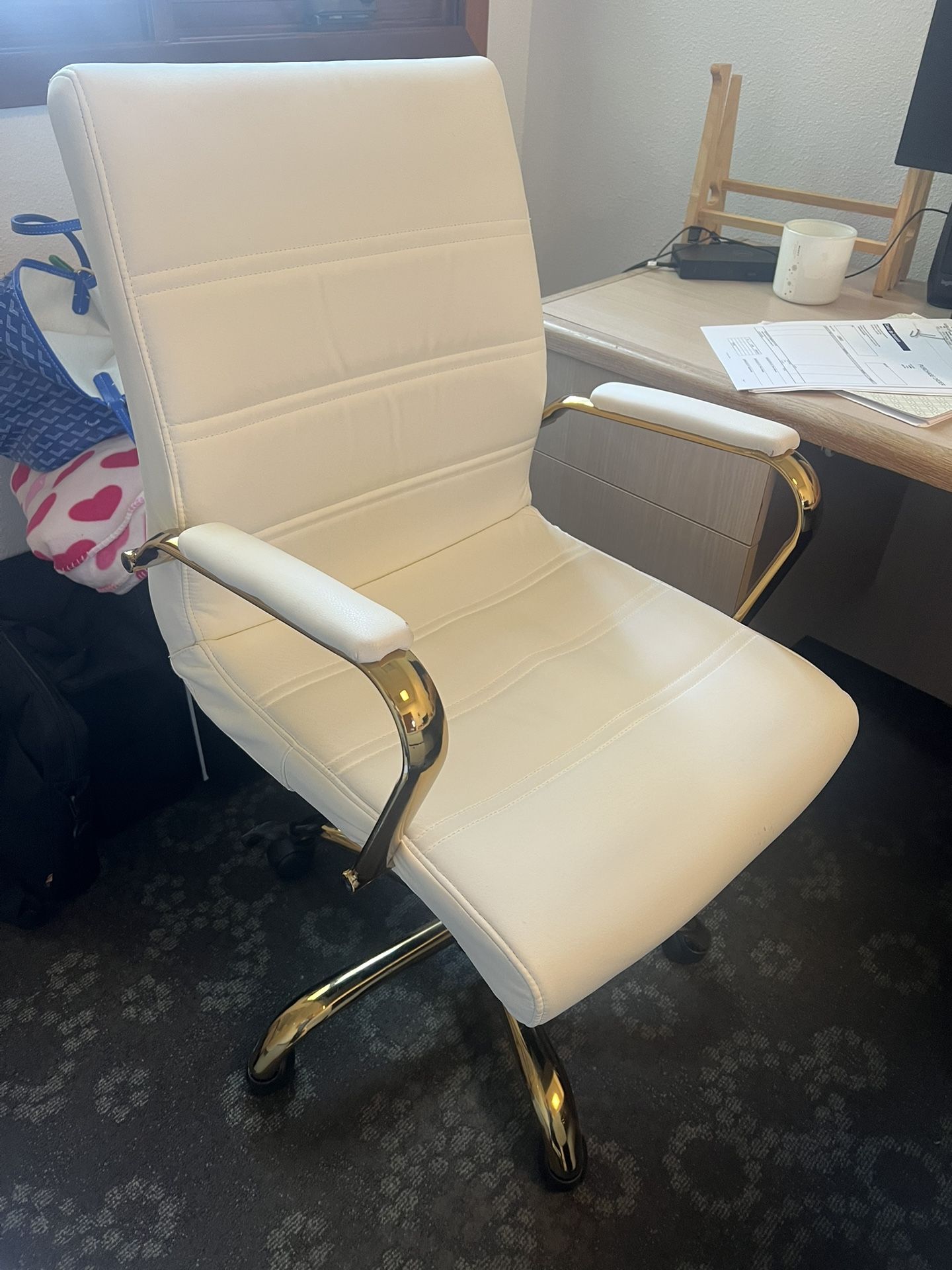 White office Chair