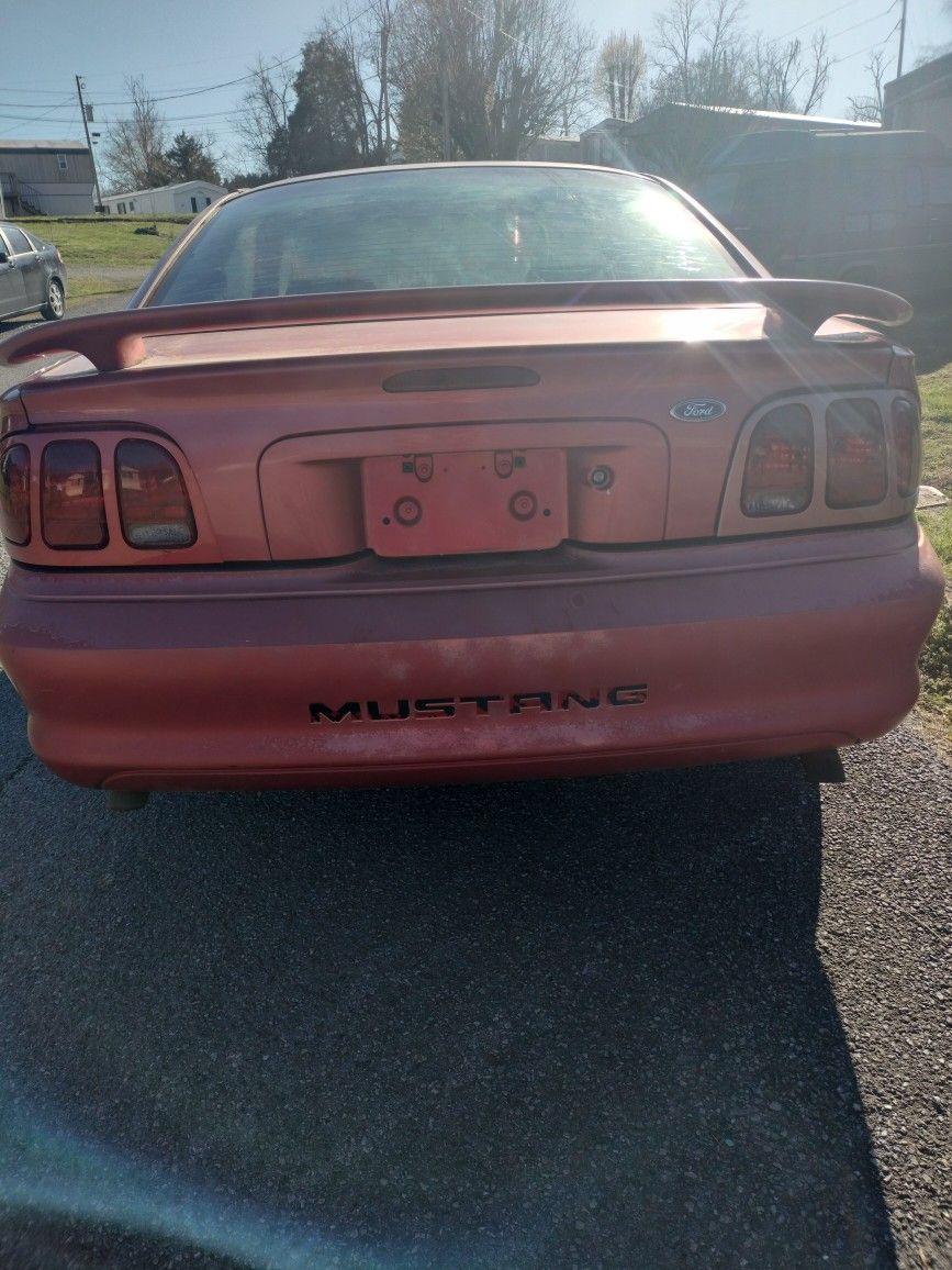 2001 Ford Mustang