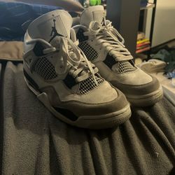 authentic aj4 military black size 9
