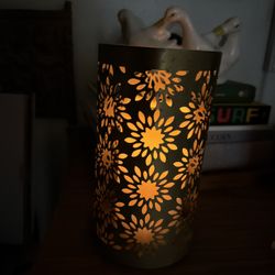 Metal Gold Vintage Candleholder Votive Cut Out Floral 