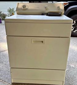 Gas dryer