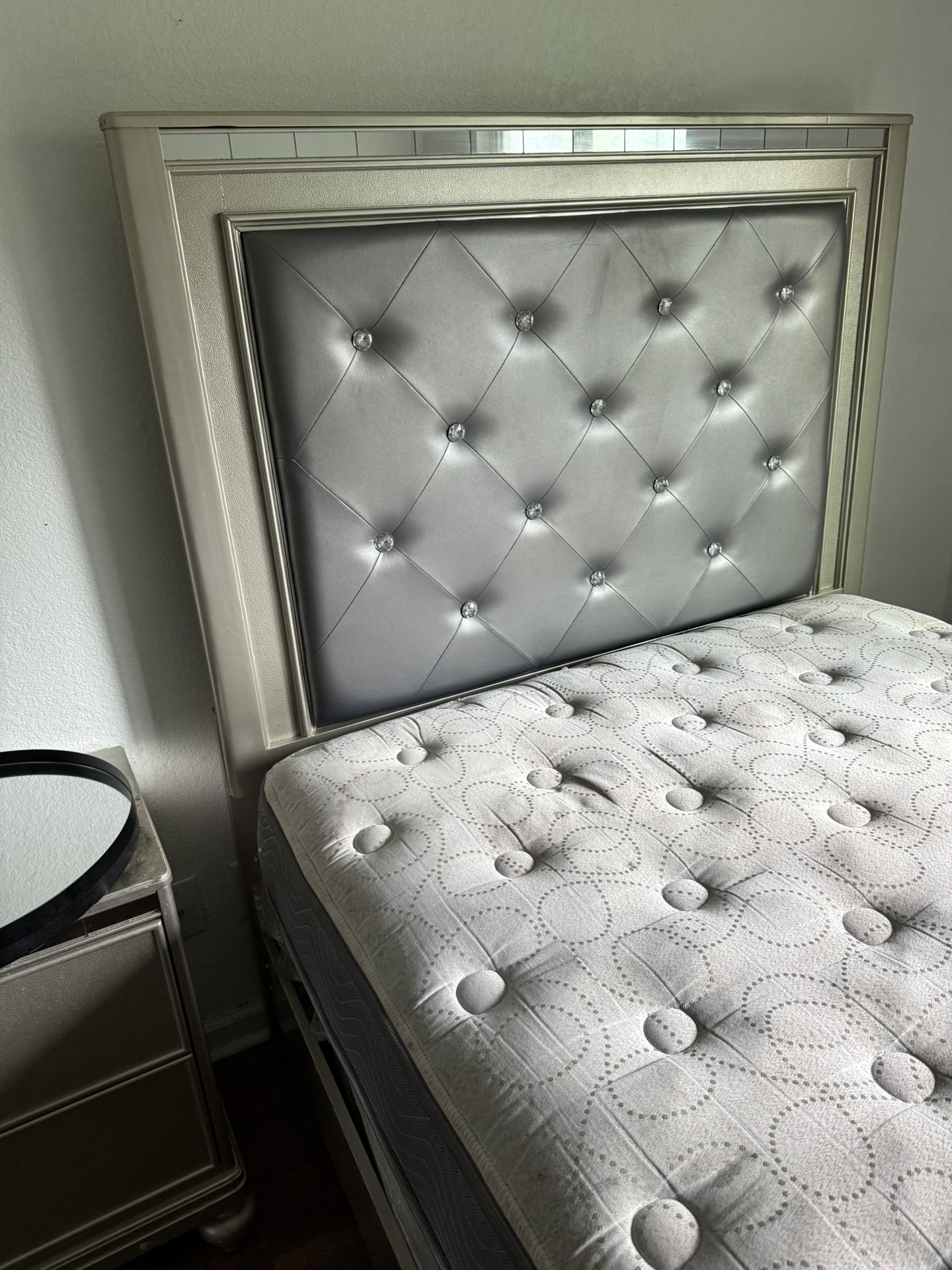 Bedroom Set