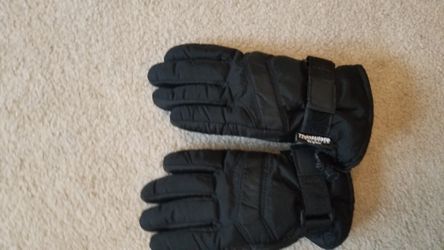 Thin Sulate Black Gloves Boys 10-12
