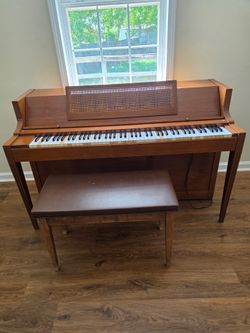 Piano- Free