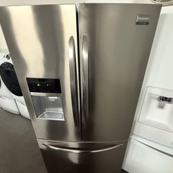Frigidaire French Door Refrigerator “36 ( Refrigeradores )