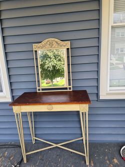 Entryway console table with mirror