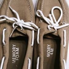 St John's Bay Men's Size 9.5 Boat Shoes
