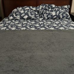 Wooden Queen Bed Frame with Mattress – Excellent Condition