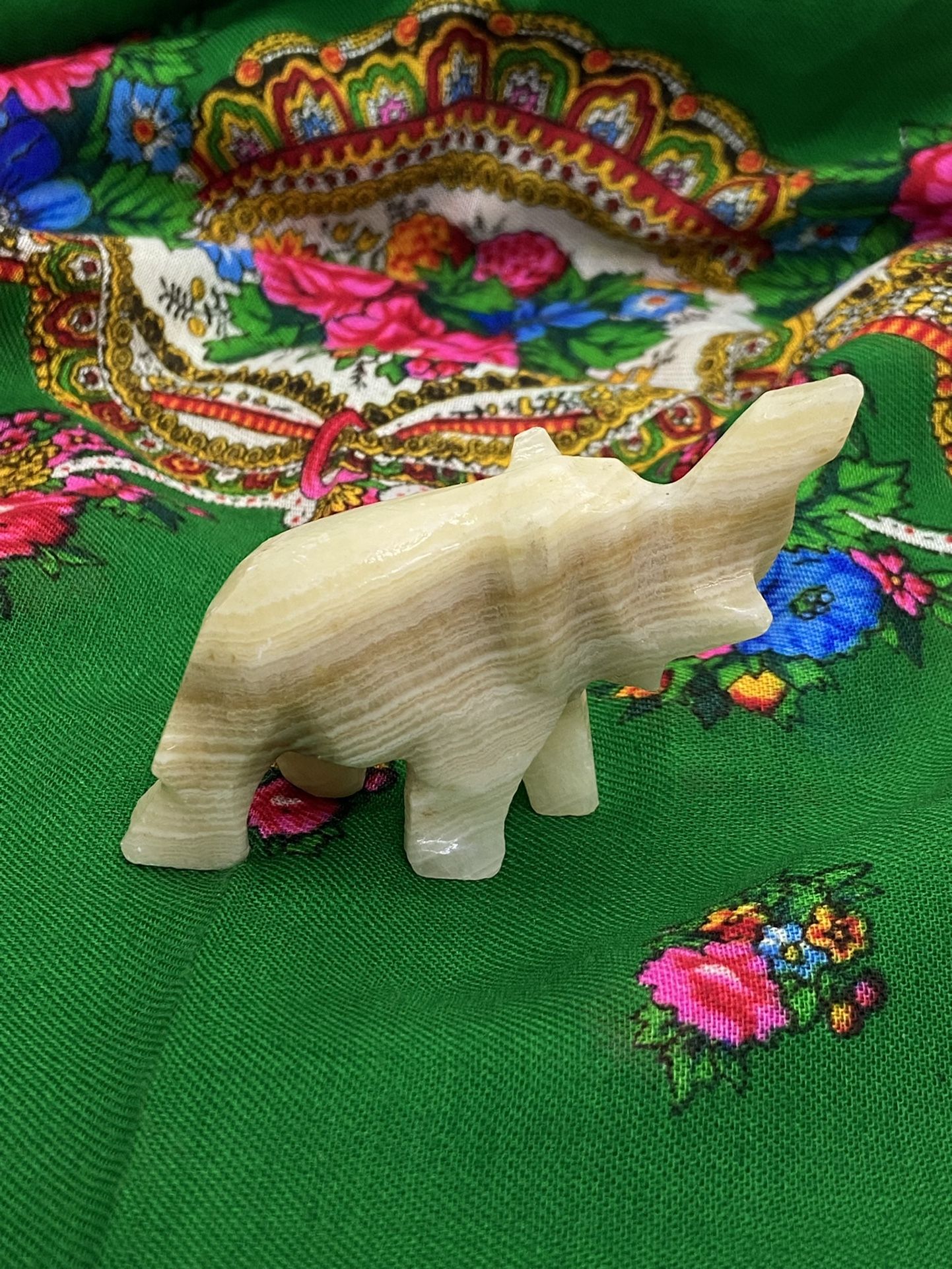 Vintage Hand Carved Cream Tone Onyx Marble Elephant Figurine. Trunk Up